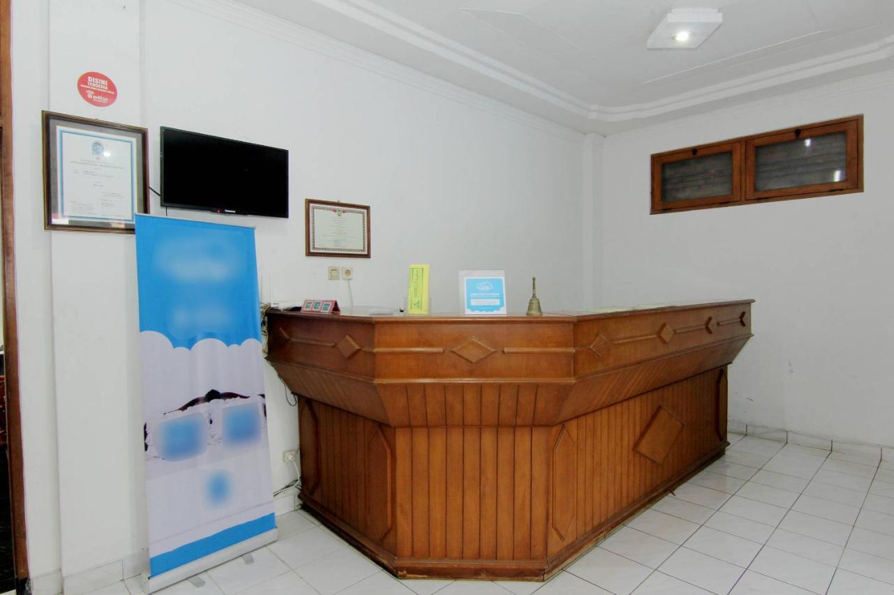 Hotel Fevytra Syariah Yogyakarta Exterior photo