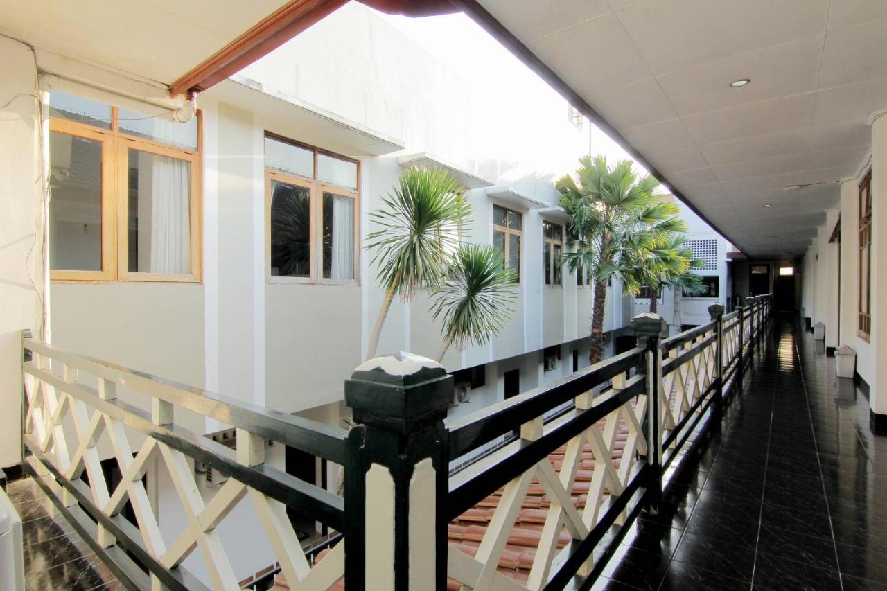 Hotel Fevytra Syariah Yogyakarta Exterior photo